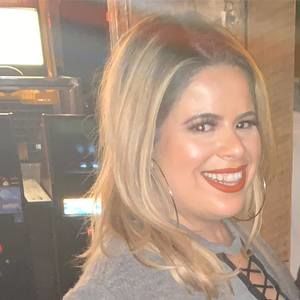 Meet your Posher, Alexandra